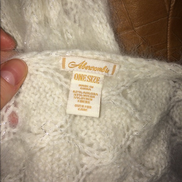 EUC AF warm shimmer scarf - Picture 5 of 8